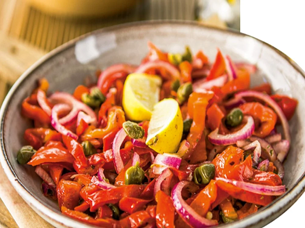 salata de ardei copti cu fasole rosie jpg
