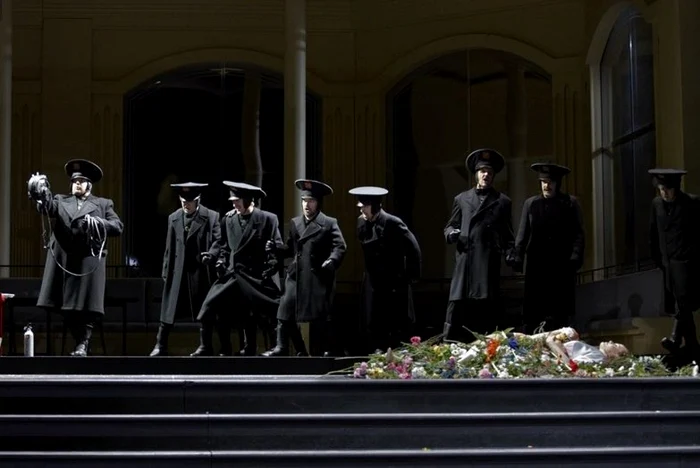 opera din stuttgart spuma zeilor