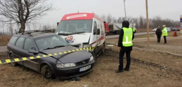 Accidentul a avut loc în zona localităţii Leorda din judeţul Botoşani FOTO botosaneanul.ro