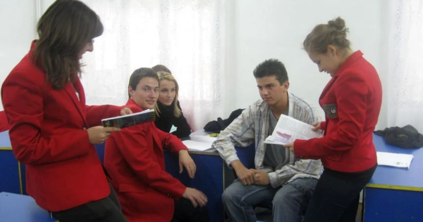 Târgovişte: Elevii de clasa a XII-a nu ştiu ce îi aşteaptă