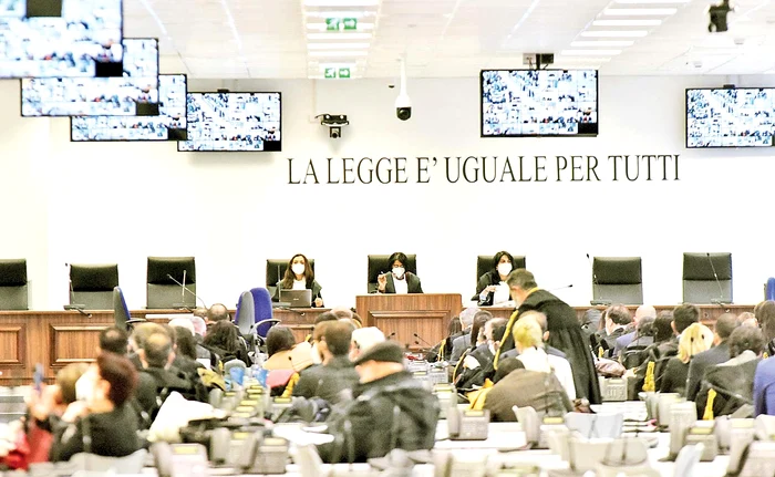 Procesele intentate mafioţilor sunt extrem de mediatizate