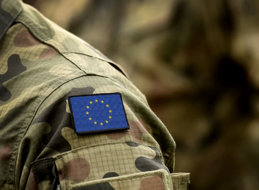 armata obligatorie europa soldati shutterstock jpg