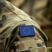 armata obligatorie europa soldati shutterstock jpg