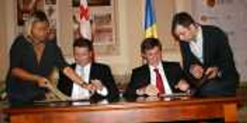 Semnarea acordului de înfrăţire