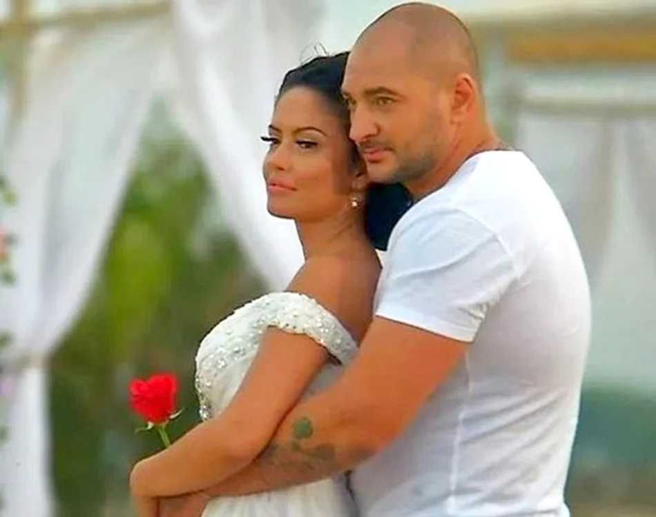 Andreea Mantea şi Cristi Mitrea au început o relaţie după "Burlăciţa", dar s-au despărţit cu scandal