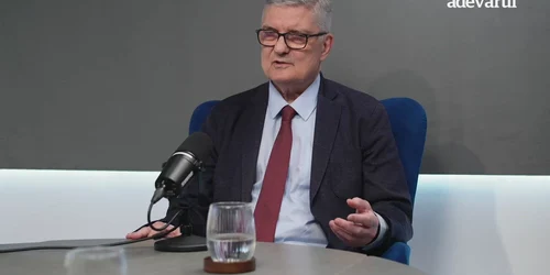 DANIEL DĂIANU 4 mp4 thumbnail png