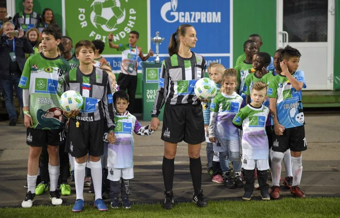 Finala Campionatului Fotbal pentru Prietenie