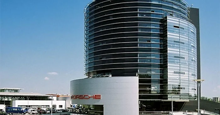 RCA “la vedere” pe pagina de internet a Porsche România