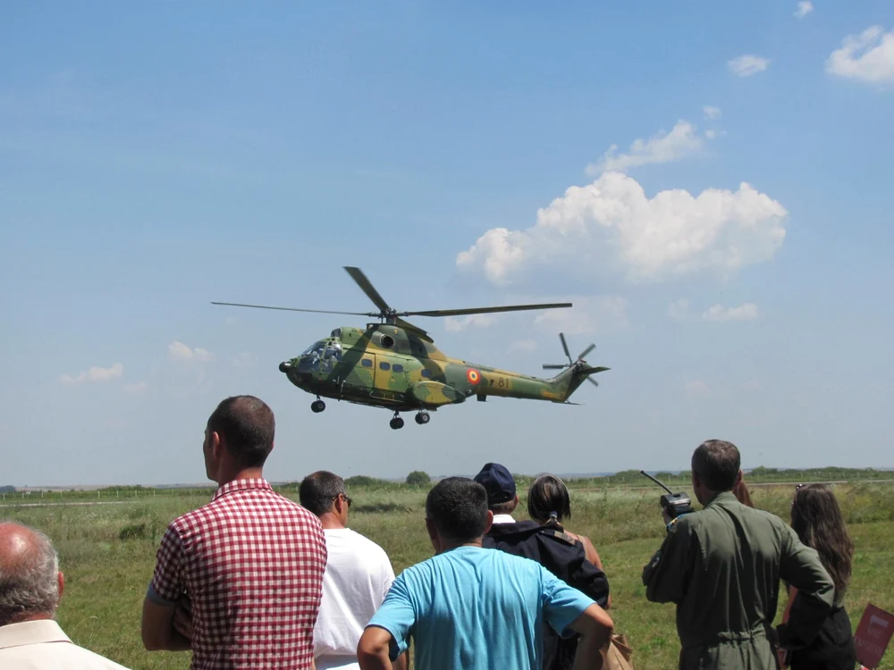 Baza aeriană de la Bărăganu, Feteşti, are în dotate echipamente militare performante FOTO: adevarul.ro
