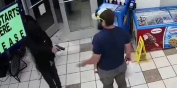 hoti opriţi de un puscas marin in Arizona foto captura video