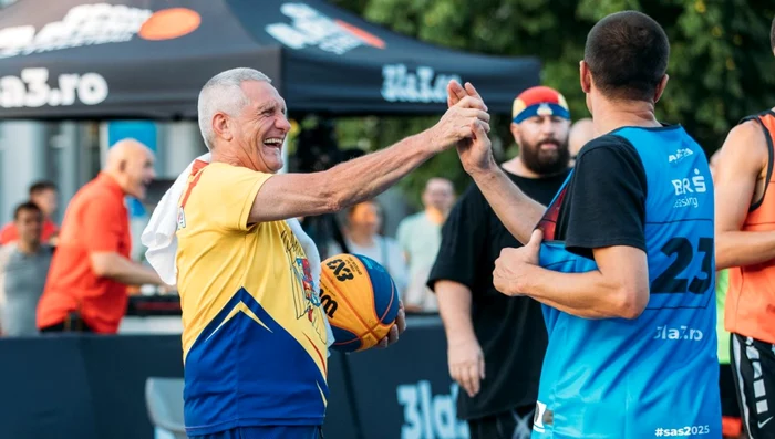 Titi Prosop, în rol de antrenor de baschet