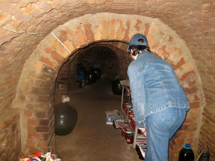 Povestea catacombelor din Brăila, rețeaua de tuneluri folosite de turci