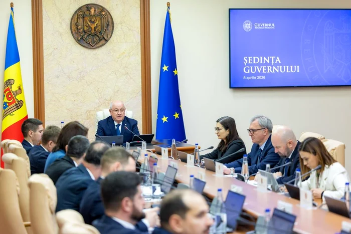 Premierul subliniază că riscurile în domeniul energetic nu au dispărut. FOTO: Gov.md