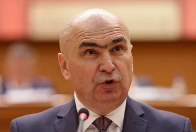 Ședințele camerelor reunite ale Parlamentului României organizate pentru asumarea răspunderii Guvernului pe pachetul 2 de măsuri fiscal-bugetare, în București. FOTO Inquam Photos / Octav Ganea