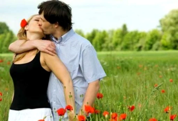 
    Horoscop zilnic 10 iunie: Gemenii sunt împăcaţi de persoana iubită   