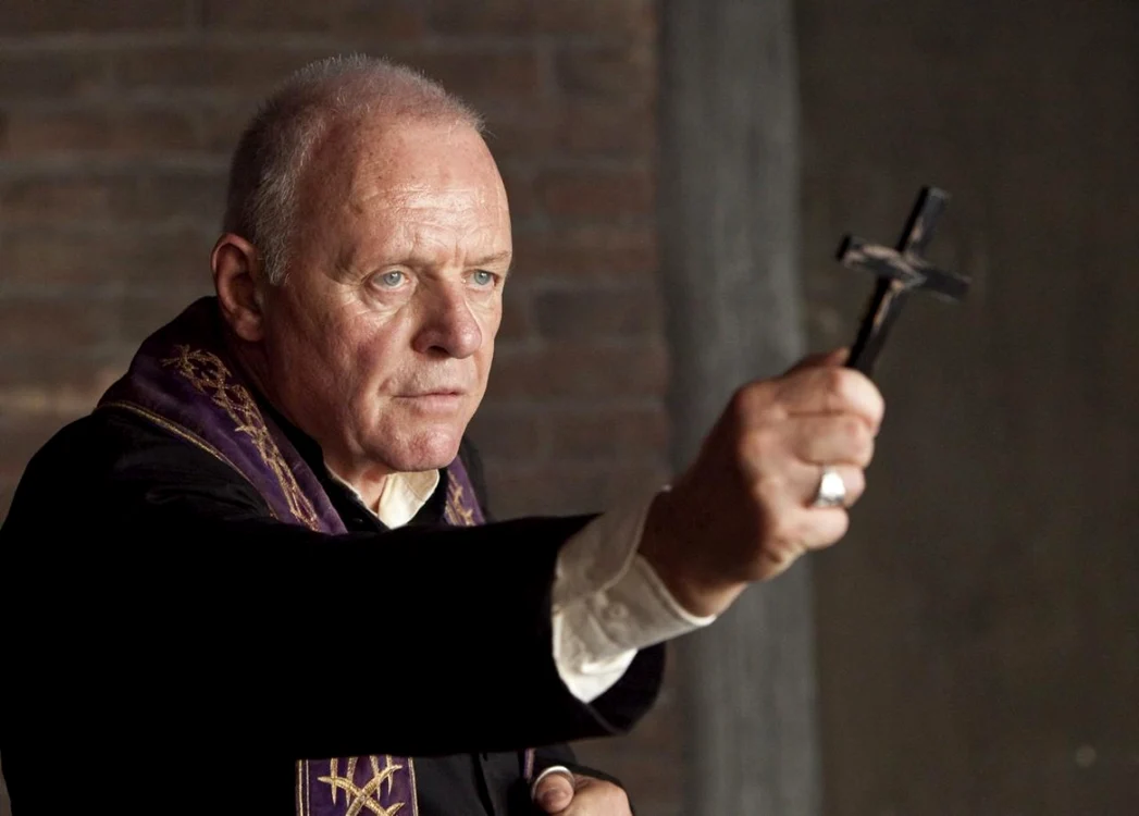 Antony Hopkins va interpreta un rol principal în cel de-al cincelea „Transformers“ FOTO Arhivă