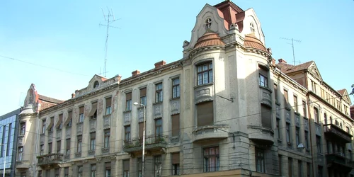 Clădirea istorică a Episcopiei romano-catolice din Timişoara