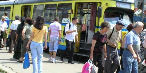 Prețul unui bilet va fi stabilit de Compania de Transport Public