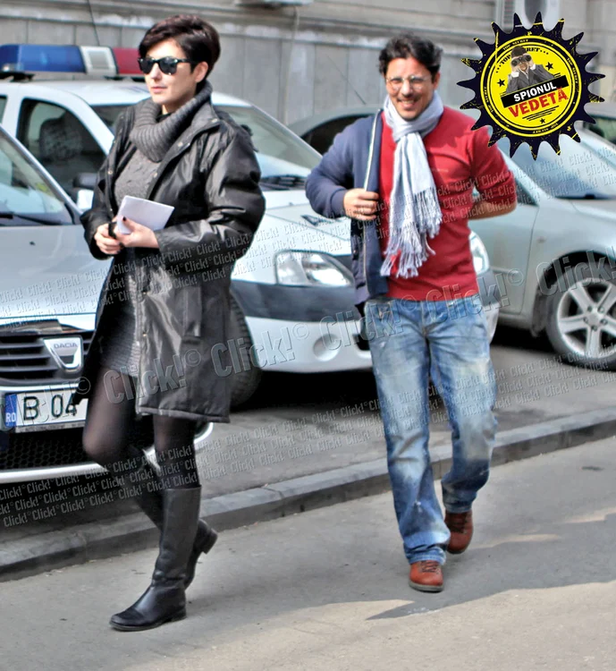 Solistul e căsătorit cu o fostă colegă de liceu, Ema, din iulie 2010