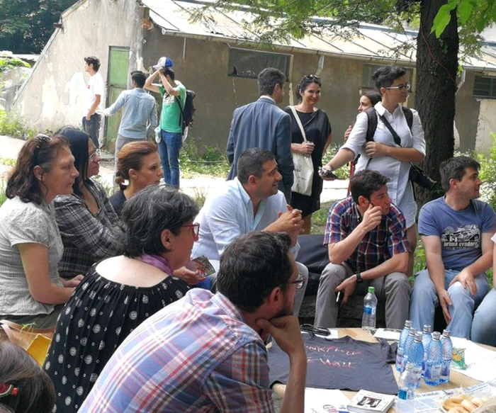 Politicienii- oameni ca şi noi