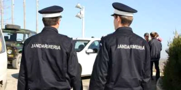 Jandarmii şi poliţiştii vor fi prezenţi în zonele fierbinţi ale oraşului. Foto: Adevărul