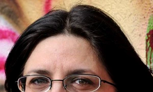 Copiii de la Iordăchianu, discuţiile despre poezie, mîncărurile cu mult mărar şi zarzărele jpeg