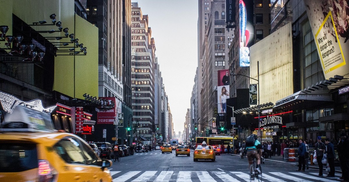 Primul supermarket gratuit din lume. Clienții pleacă acasă cu produsele fără să plătească nimic