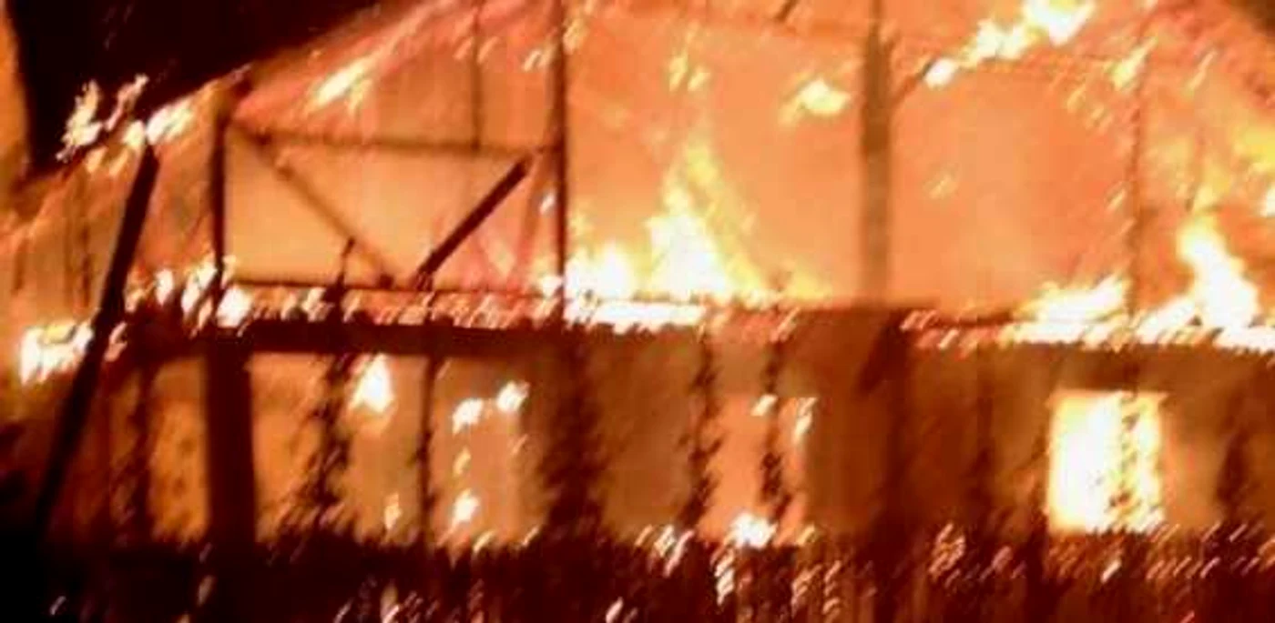 Efectul termic al unui coş de fum a generat incendiul de la Grinţieş. FOTO: ISU Neamţ