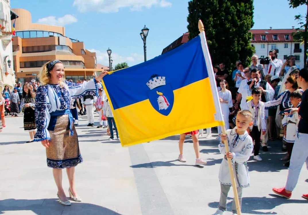Urmează un weekend cu folclor şi muzică tânără, la Zilele Municipiului Câmpulung Foto Facebook Elena Lasconi