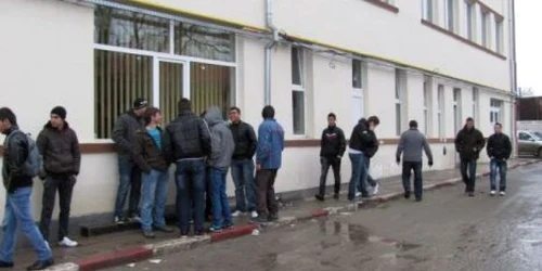 Elevii violenţi de la Liceul Auto din Ploieşti vor suporta consecinţele faptelor lor (foto: arhivă Adevărul)