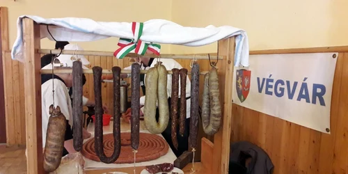 Festivalul cârnaţilor ungureşti de la Tormac FOTO Ş.Both