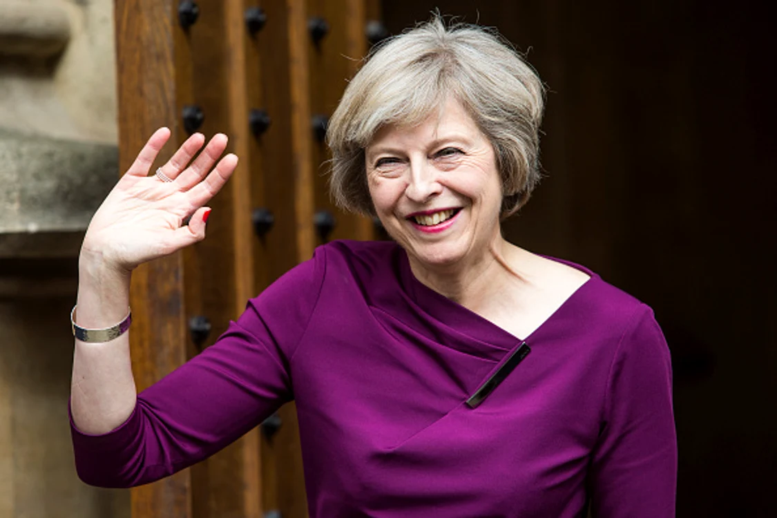 
    Theresa May a ieșit victorioasă din moțiunea de cenzură demarată de OpozițieFoto: Getty   