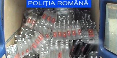 Poliţiştii clujeni au confiscat aproape trei tone de alcool (foto: captură film IPJ Cluj)