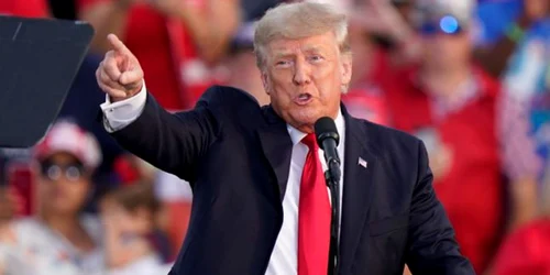 Donald Trump: Putin este un geniu  Nu ar fi făcut niciodată sub administraţia Trump ceea ce face acum jpeg