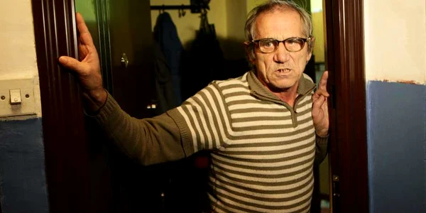 Darie Tutuce, vecinul lui Adrian Hosu, a participat ca martor la percheziţia de dimineaţă