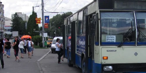 În autobuz sunt valabile doar abonamentele care sunt însoţite de poza titularului