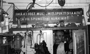 Nostalgici, adaptați și "între două lumi" jpeg