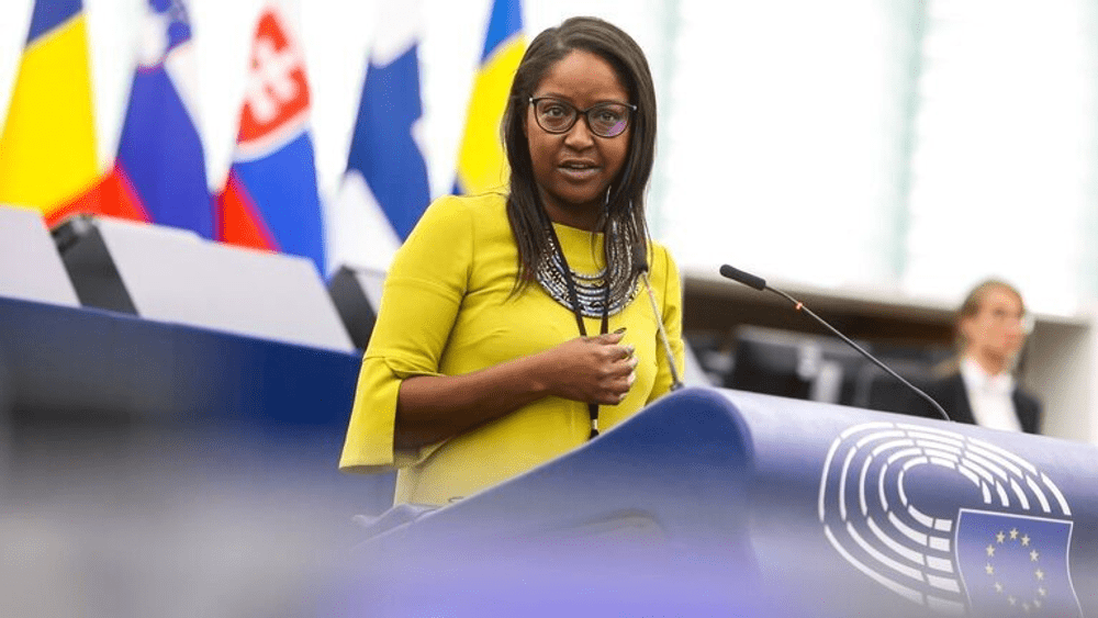 O eurodeputată, sancţionată pentru a doua oară pentru hărţuire psihologică