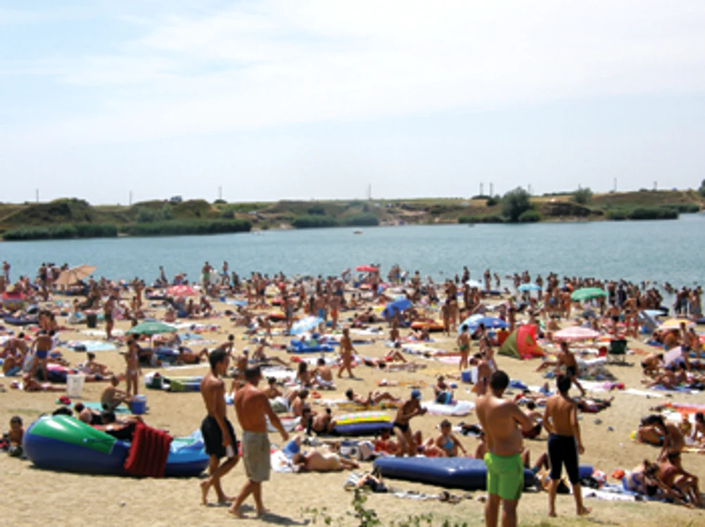 Arad: Lacul de la Ghioroc este  litoralul arădenilor