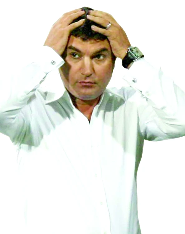 
    Borcea vine duminică în ţară  