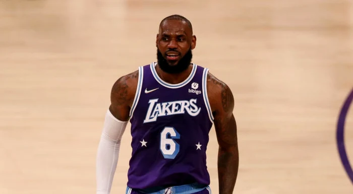 „King” James