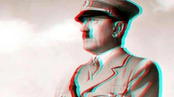 A apărut o colecţie cu 100 de instantanee 3D cu Hitler jpeg