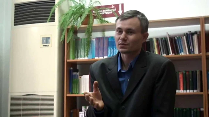 Avocatului Roman Zadoinov i se incriminează ”lipsa de colegialitate”. FOTO: youtube.com