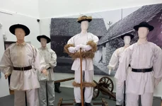 Vernisajul expoziției „Plugarul, obicei agrar de primăvară” (© Muzeul de Etnografie Brașov)