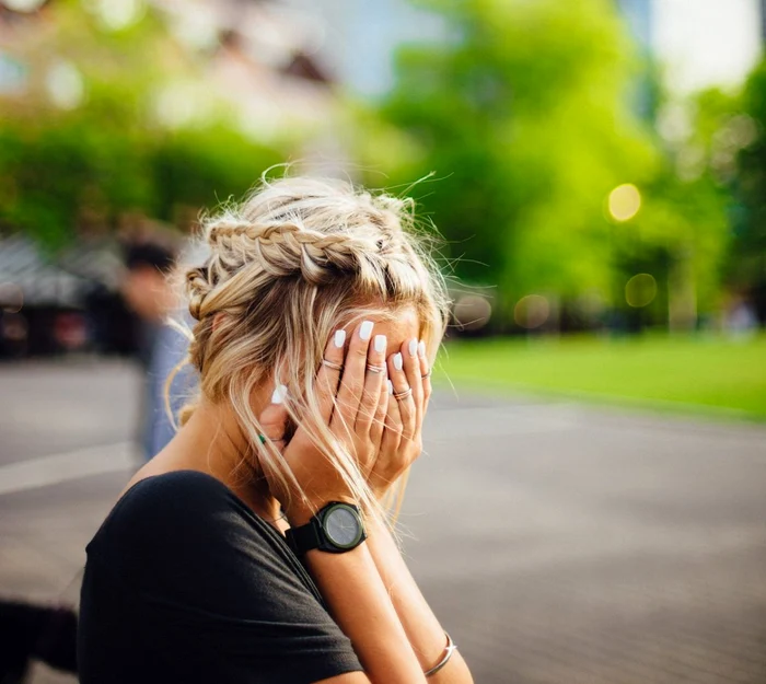 
    Amanta a făcut plângere la poliție împotriva celor doi soțiFoto: Pixabay  