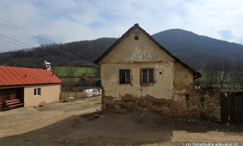 Satul Ciudanovița din Caras Severin Foto Daniel Guță ADEVĂRUL (180) jpg