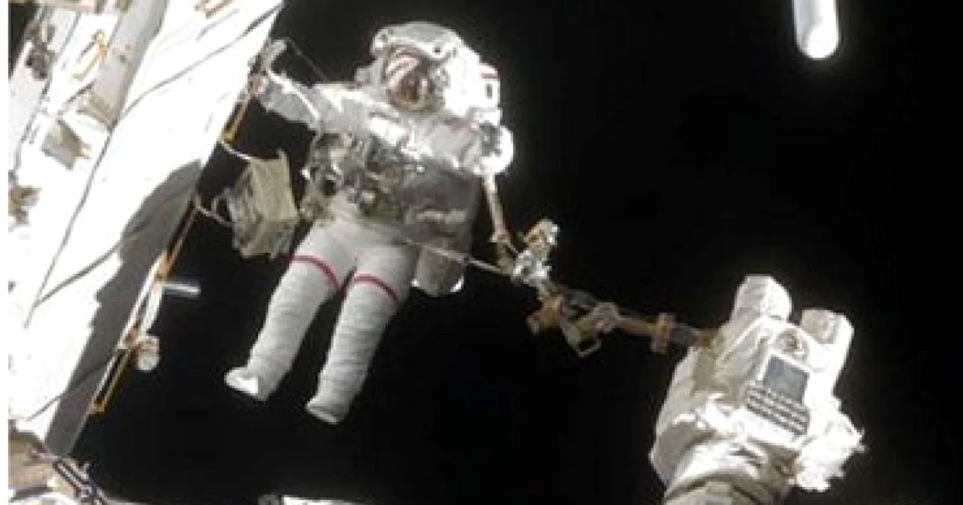 Astronauţii se îmbarcă în naveta Discovery