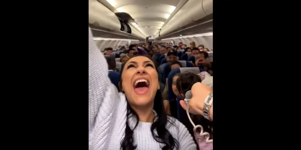 Andra in avion jpg