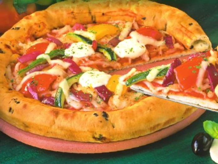 1366466880 1136pizza 20cu 20legume 20de 20vara jpeg