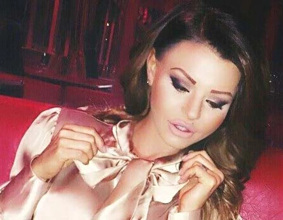 
    Anamaria Mocanu şi-a deschis, din nou, culoarea părului FOTO: Arhiva personală  